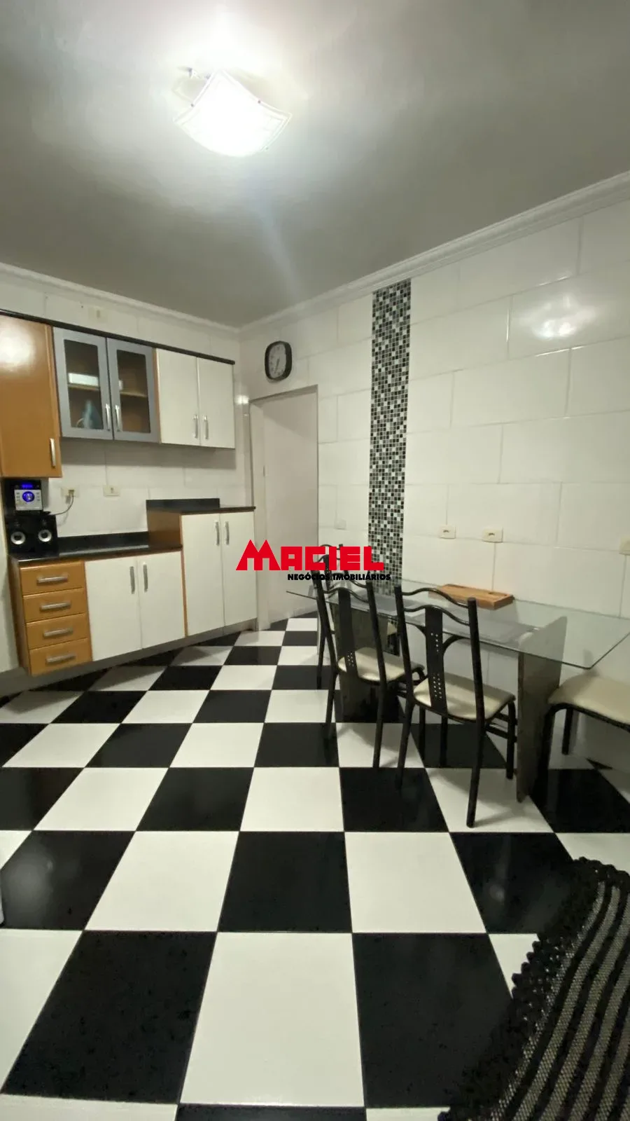 Comprar Casa / Padr&atilde;o em S&atilde;o Jos&eacute; dos Campos R$ 650.000,00 - Foto 3