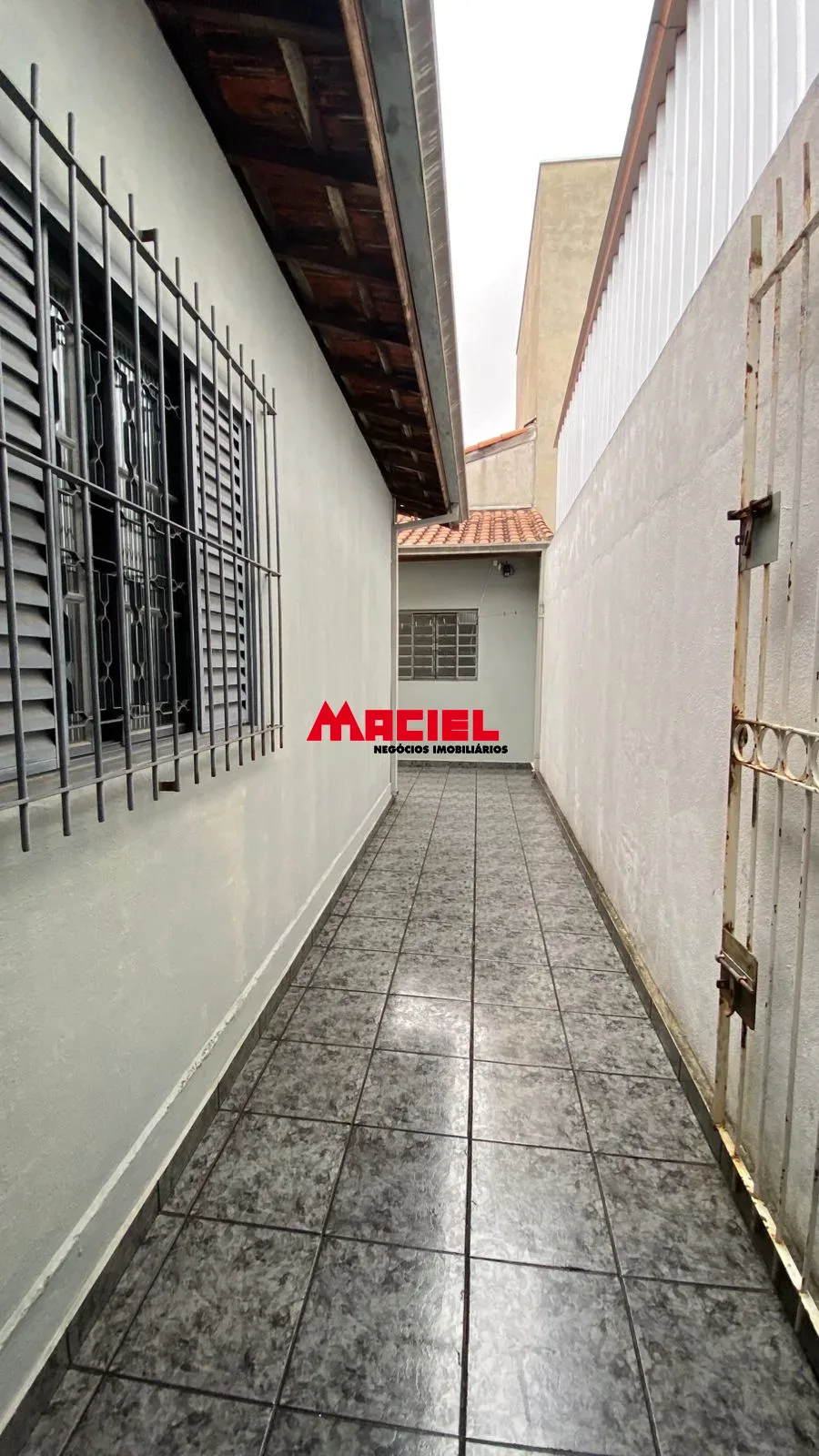 Comprar Casa / Padr&atilde;o em S&atilde;o Jos&eacute; dos Campos R$ 650.000,00 - Foto 9