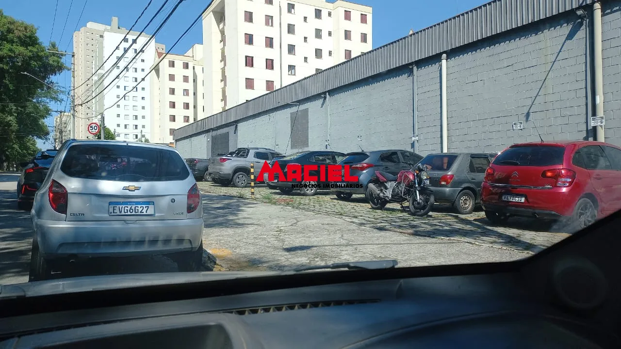 Alugar Comercial / Galp&atilde;o em S&atilde;o Jos&eacute; dos Campos R$ 28.000,00 - Foto 1