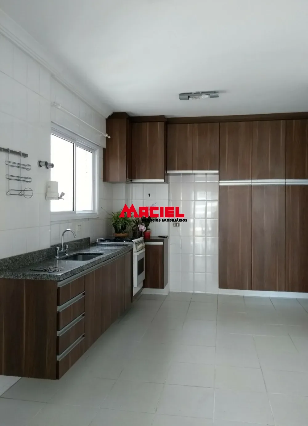 Alugar Apartamento / Padr&atilde;o em S&atilde;o Jos&eacute; dos Campos R$ 5.200,00 - Foto 9