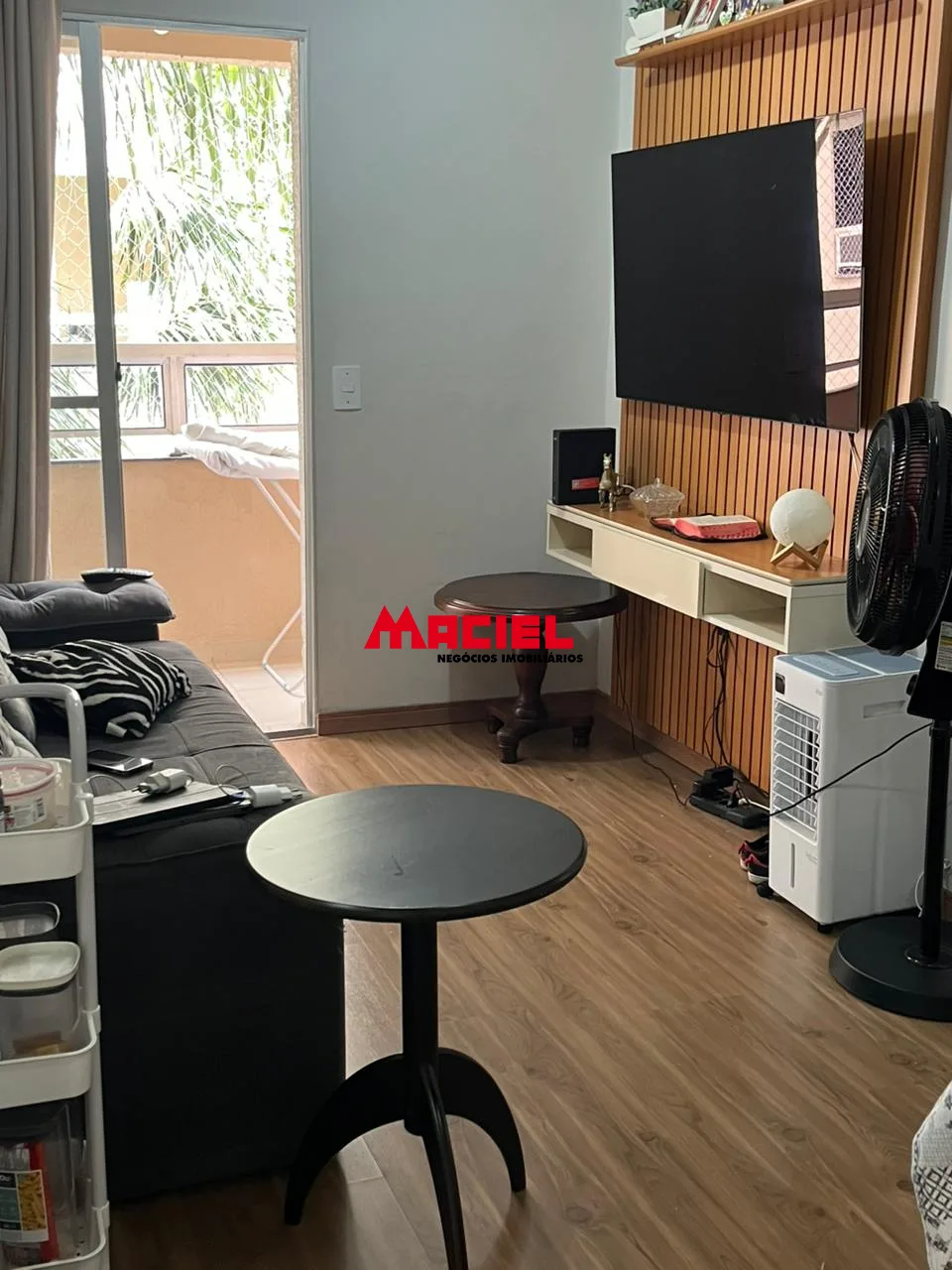 Comprar Apartamento / Padr&atilde;o em S&atilde;o Jos&eacute; dos Campos R$ 330.000,00 - Foto 1