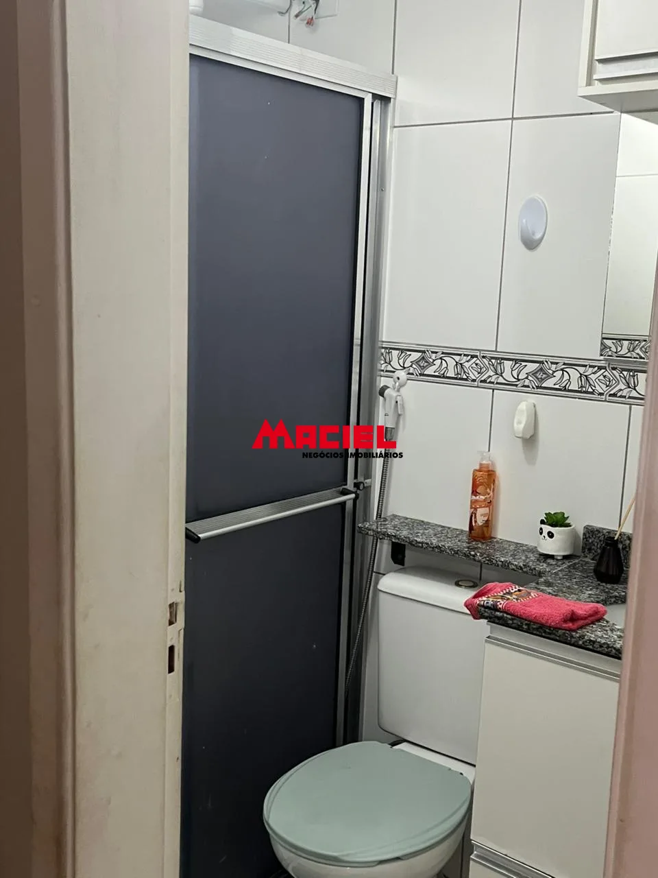 Comprar Apartamento / Padr&atilde;o em S&atilde;o Jos&eacute; dos Campos R$ 330.000,00 - Foto 14