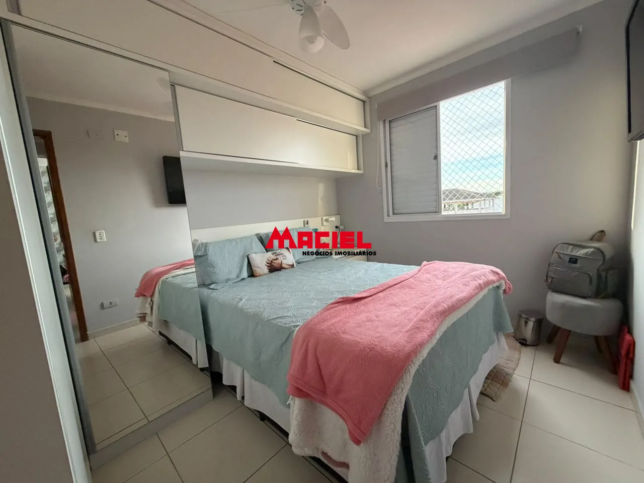 Comprar Apartamento / Padr&atilde;o em S&atilde;o Jos&eacute; dos Campos R$ 350.000,00 - Foto 2