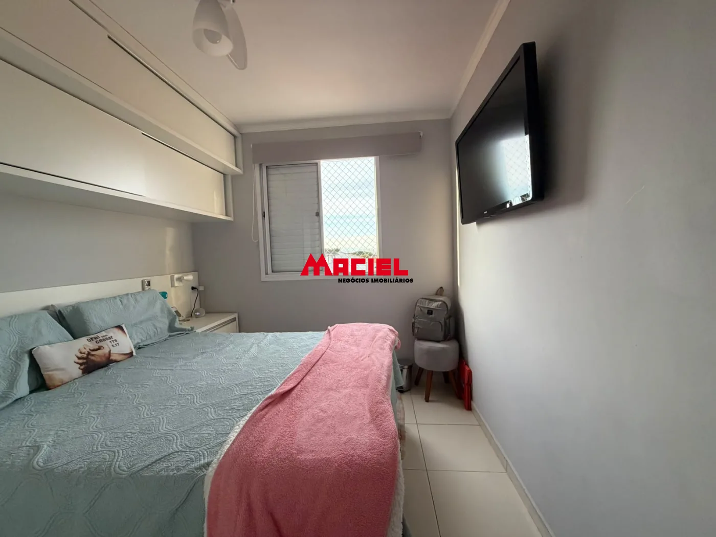 Comprar Apartamento / Padr&atilde;o em S&atilde;o Jos&eacute; dos Campos R$ 350.000,00 - Foto 4