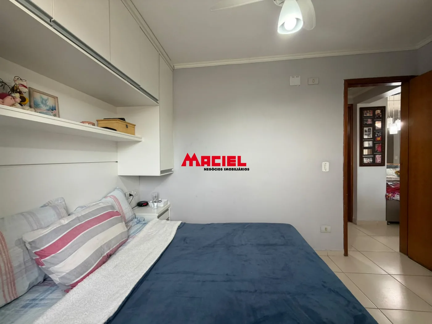 Comprar Apartamento / Padr&atilde;o em S&atilde;o Jos&eacute; dos Campos R$ 350.000,00 - Foto 11