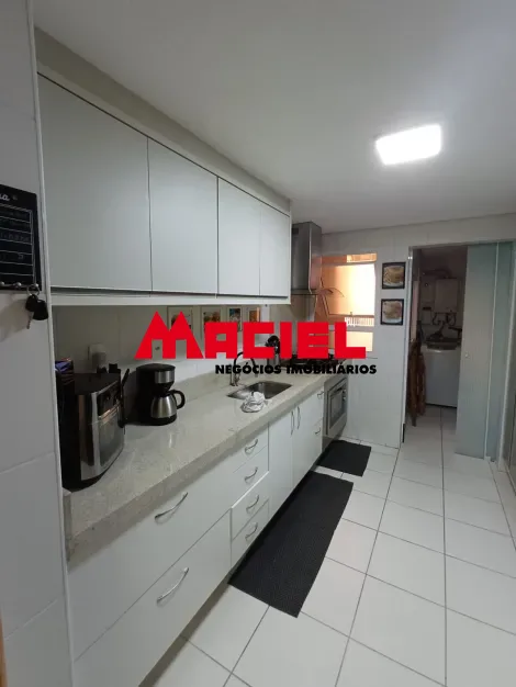 Alugar Apartamento / Mobiliado em S&atilde;o Jos&eacute; dos Campos R$ 4.440,00 - Foto 25