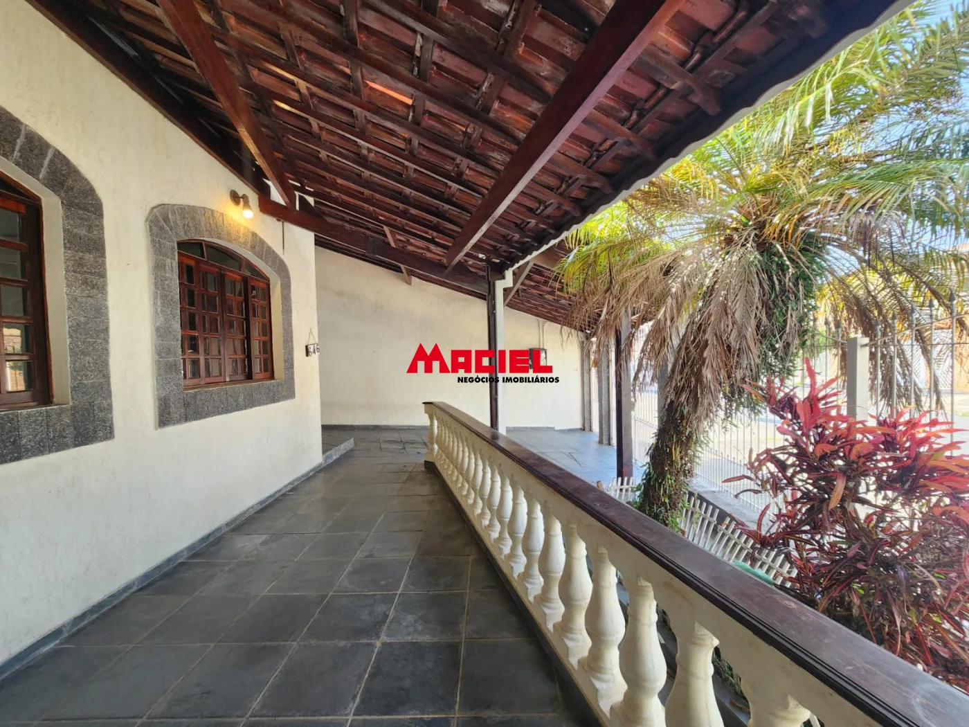 Comprar Casa / Padr&atilde;o em S&atilde;o Jos&eacute; dos Campos R$ 1.100.000,00 - Foto 3