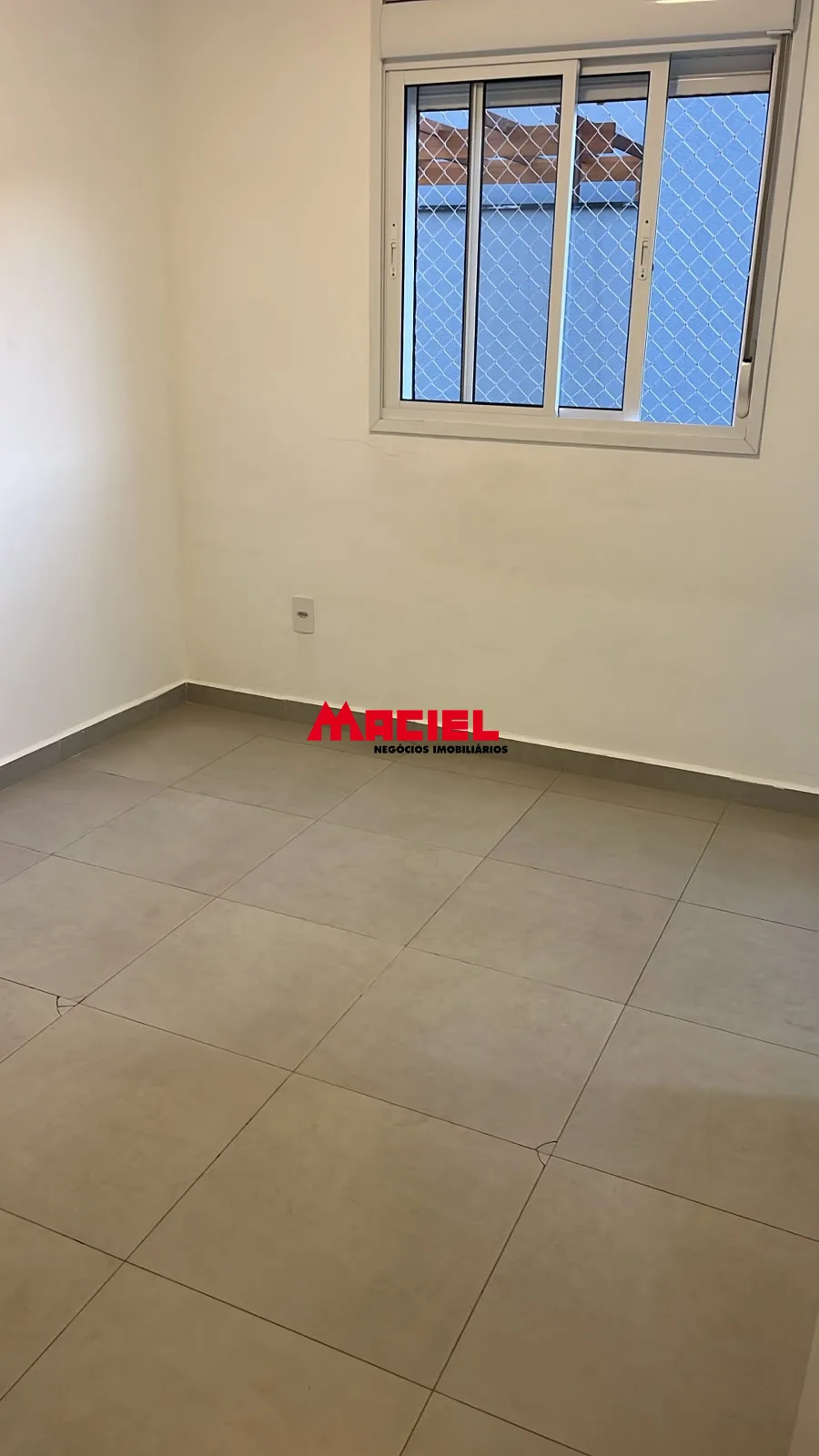 Alugar Apartamento / Padr&atilde;o em S&atilde;o Jos&eacute; dos Campos R$ 2.800,00 - Foto 4