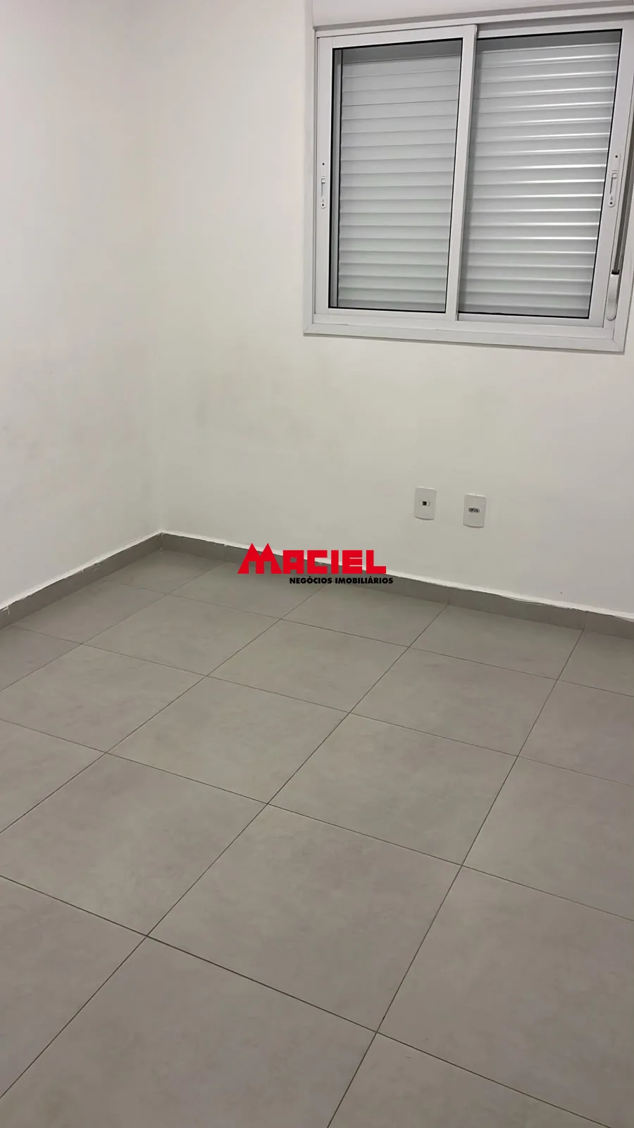 Alugar Apartamento / Padr&atilde;o em S&atilde;o Jos&eacute; dos Campos R$ 2.800,00 - Foto 5
