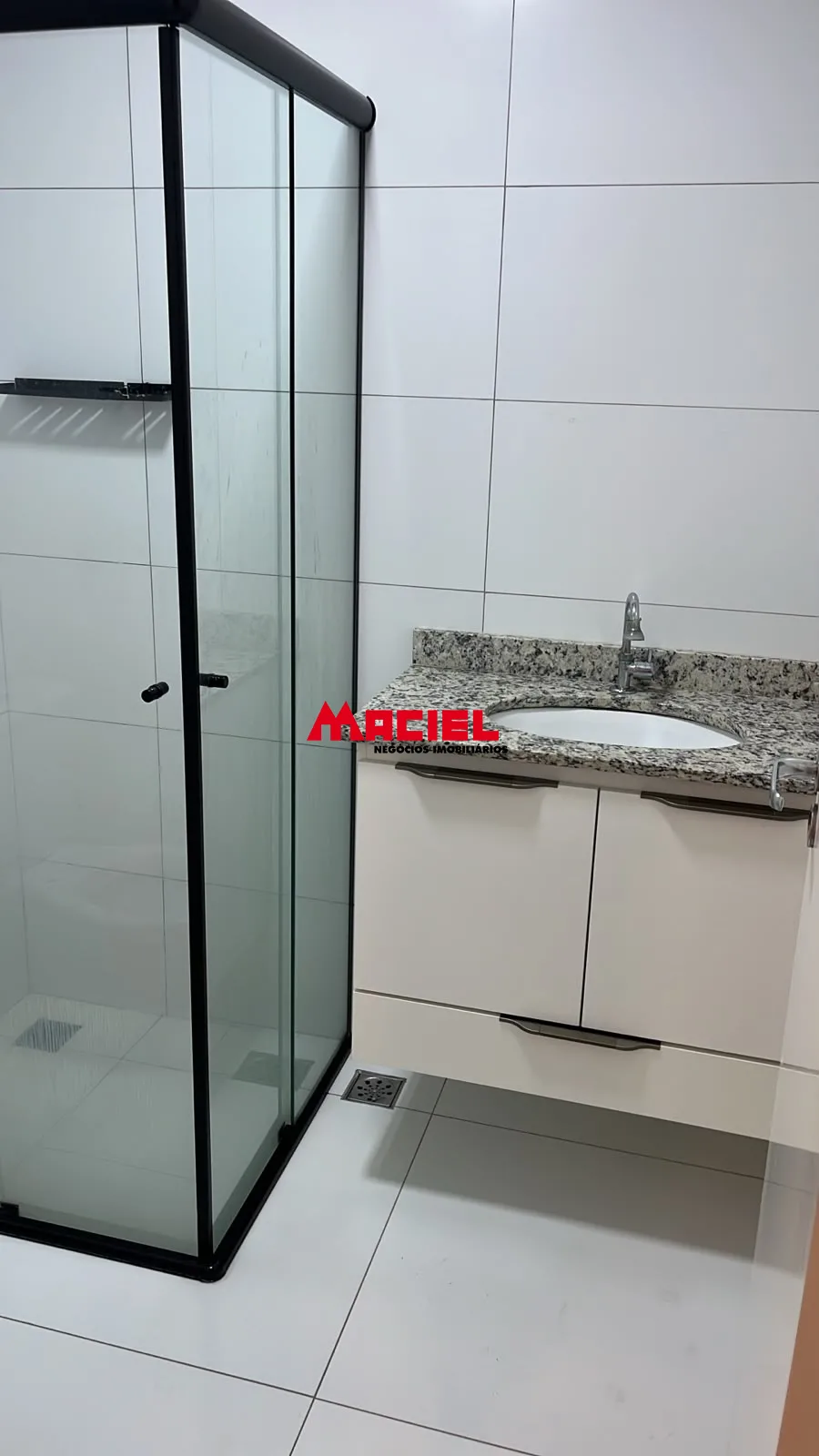 Alugar Apartamento / Padr&atilde;o em S&atilde;o Jos&eacute; dos Campos R$ 2.800,00 - Foto 7