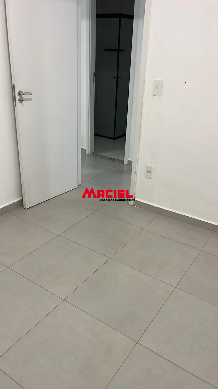 Alugar Apartamento / Padr&atilde;o em S&atilde;o Jos&eacute; dos Campos R$ 2.800,00 - Foto 9