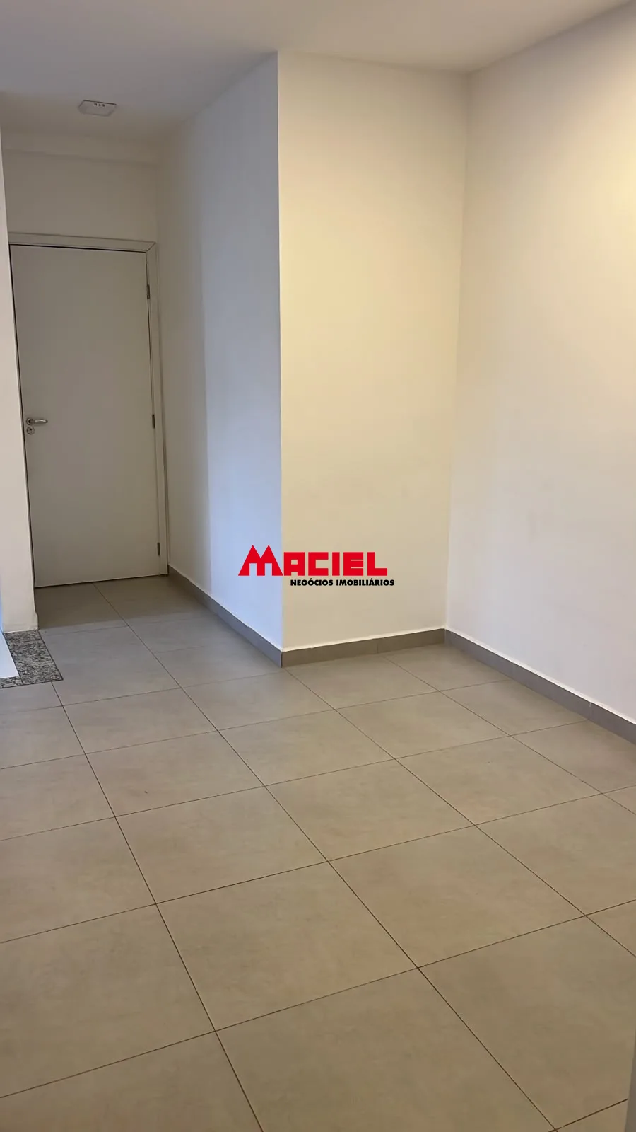 Alugar Apartamento / Padr&atilde;o em S&atilde;o Jos&eacute; dos Campos R$ 2.800,00 - Foto 11