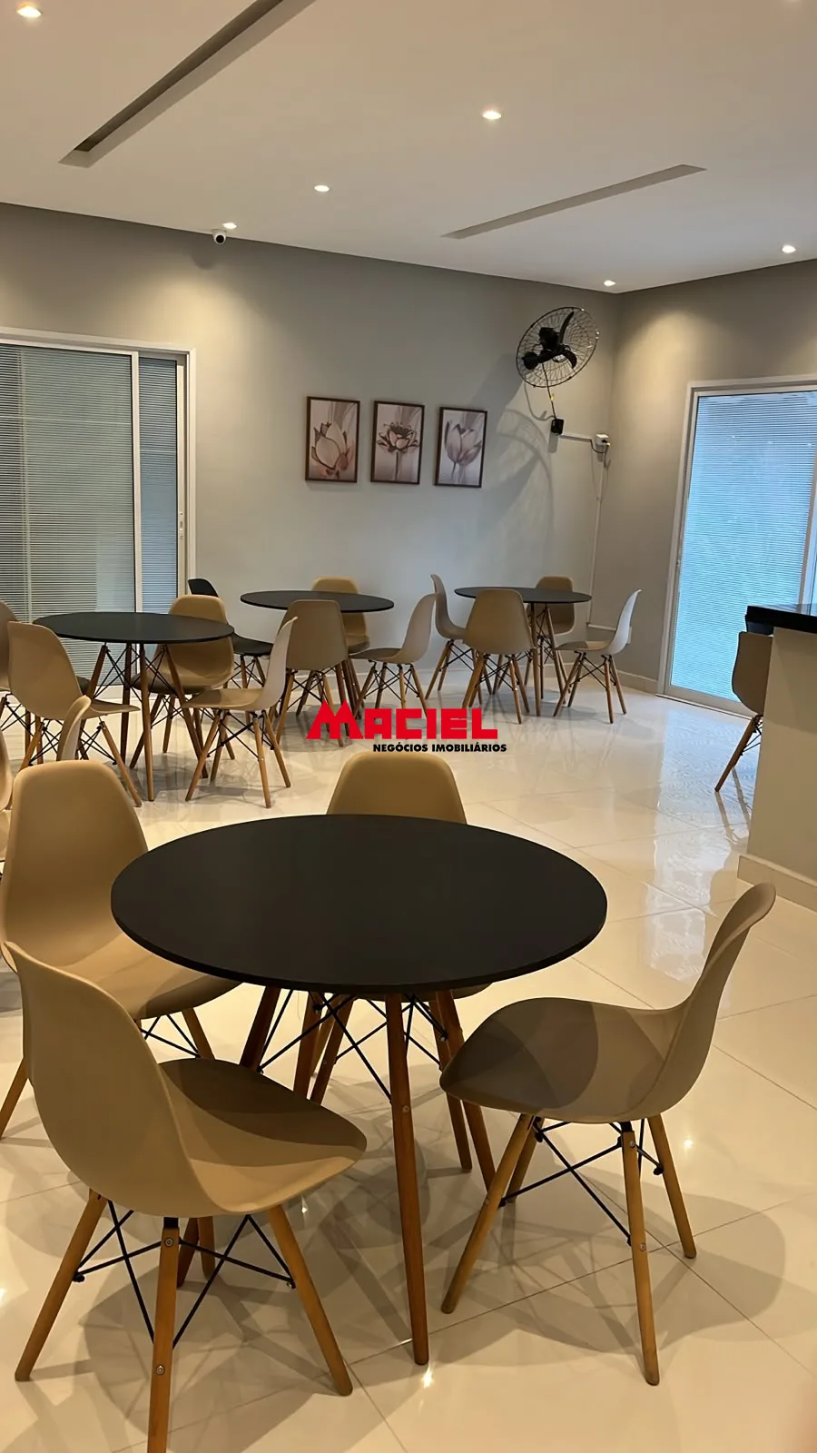 Alugar Apartamento / Padr&atilde;o em S&atilde;o Jos&eacute; dos Campos R$ 2.800,00 - Foto 25
