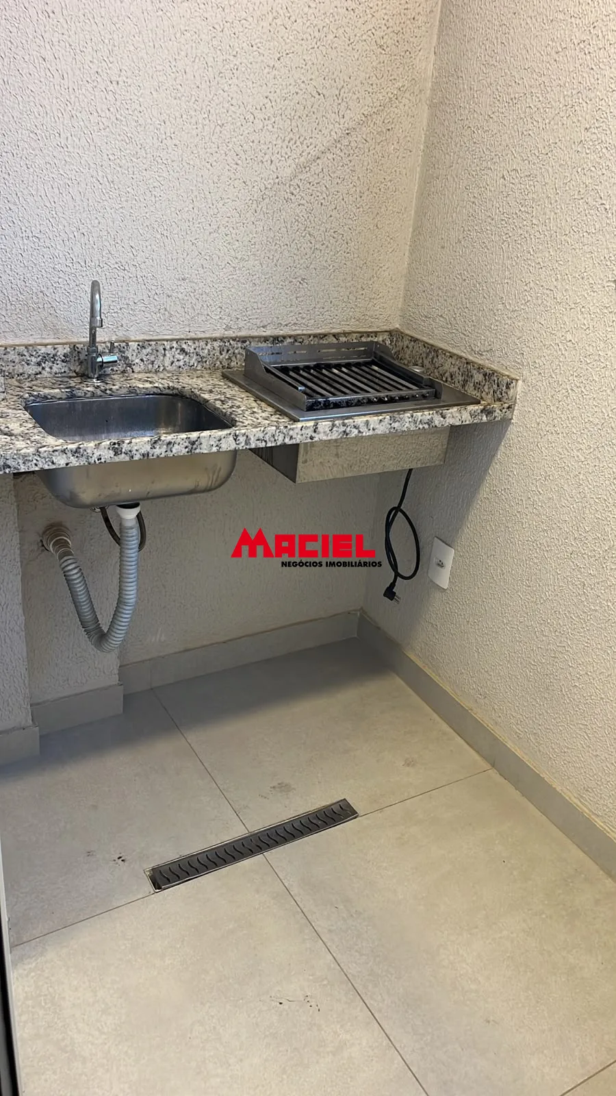 Alugar Apartamento / Padr&atilde;o em S&atilde;o Jos&eacute; dos Campos R$ 2.800,00 - Foto 18