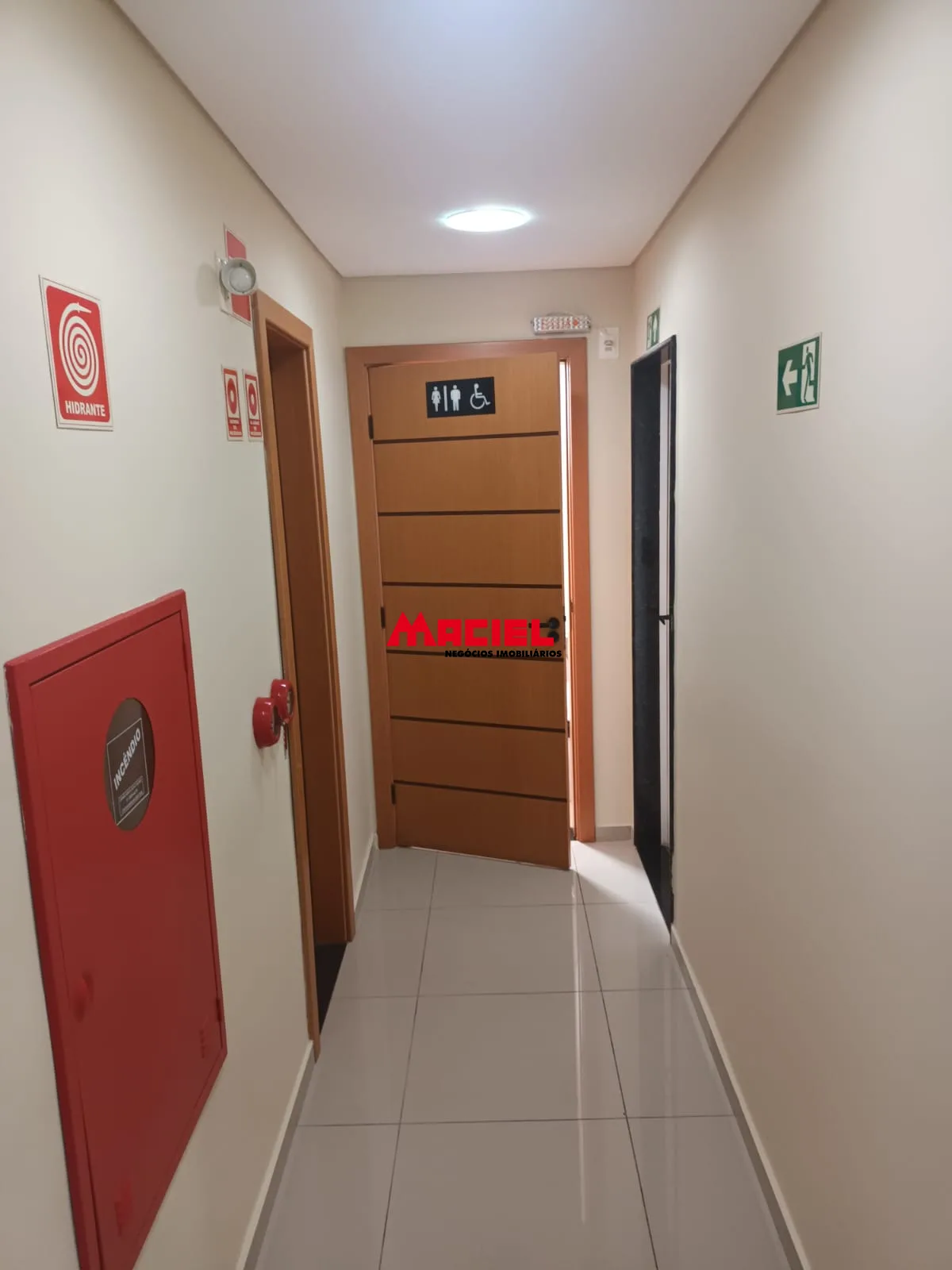 Comprar Comercial / Sala em Edif&iacute;cioCondom&iacute;nio em S&atilde;o Jos&eacute; dos Campos R$ 500.000,00 - Foto 13