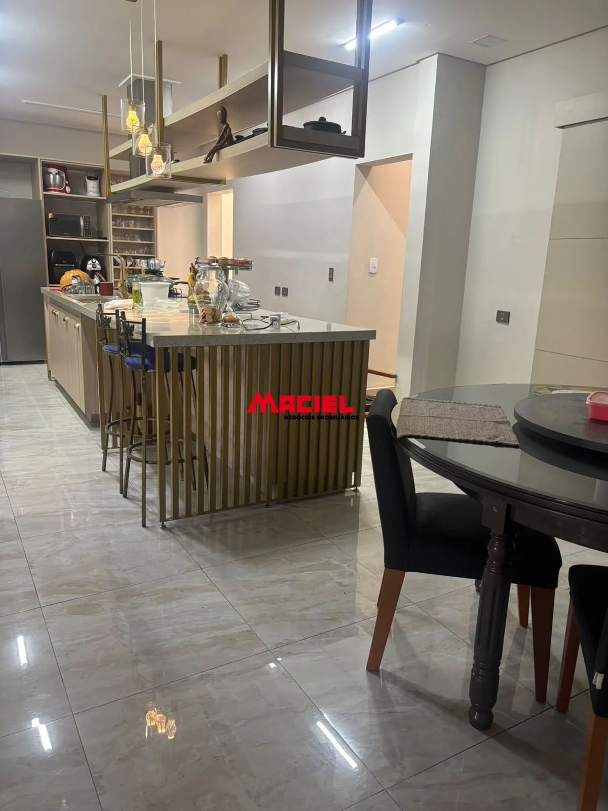 Comprar Casa / Padr&atilde;o em S&atilde;o Jos&eacute; dos Campos R$ 1.800.000,00 - Foto 1
