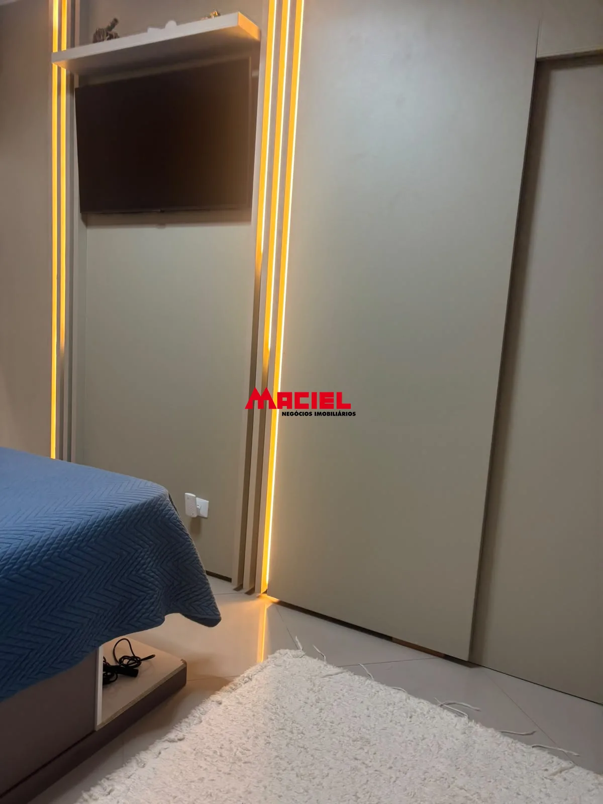 Comprar Casa / Padr&atilde;o em S&atilde;o Jos&eacute; dos Campos R$ 1.800.000,00 - Foto 3