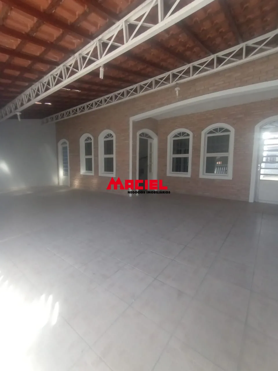 Comprar Casa / Sobrado em S&atilde;o Jos&eacute; dos Campos R$ 750.000,00 - Foto 1