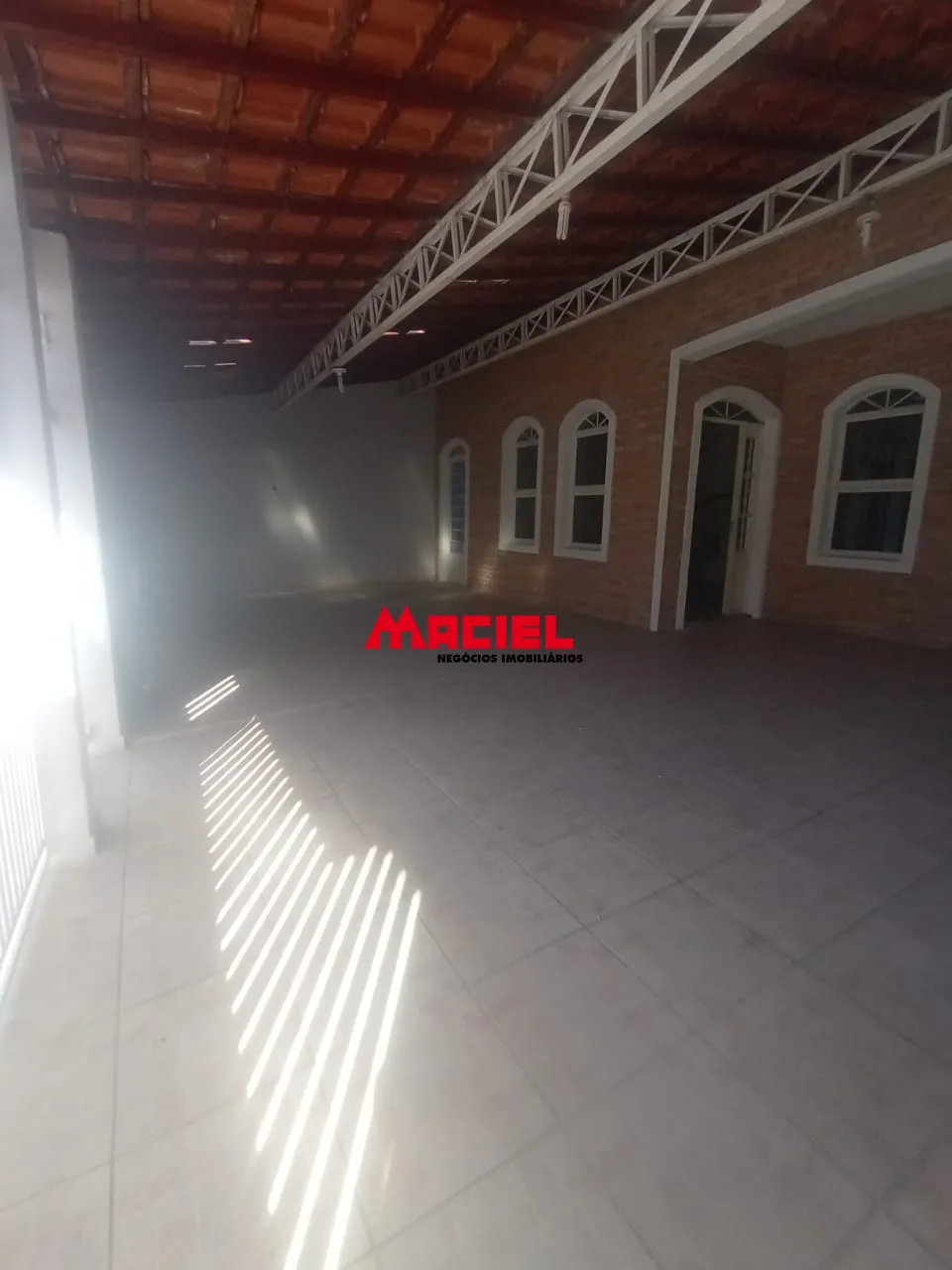 Comprar Casa / Sobrado em S&atilde;o Jos&eacute; dos Campos R$ 750.000,00 - Foto 2
