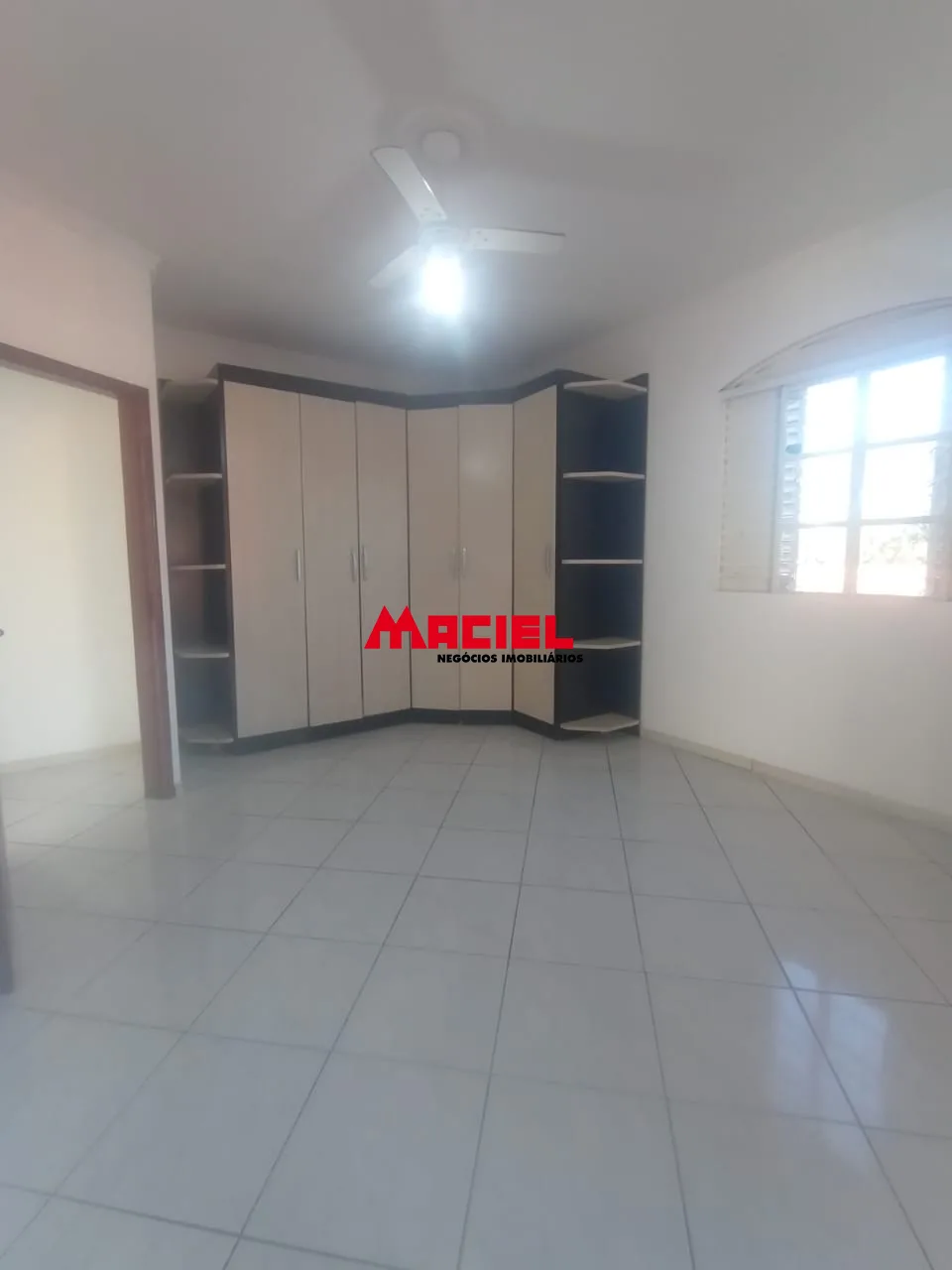 Comprar Casa / Sobrado em S&atilde;o Jos&eacute; dos Campos R$ 750.000,00 - Foto 15