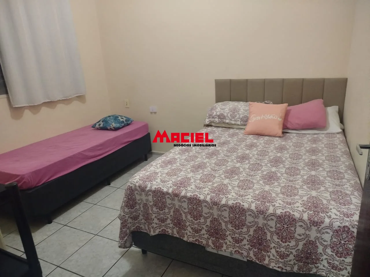 Alugar Casa / Sobrado em S&atilde;o Jos&eacute; dos Campos R$ 2.200,00 - Foto 15