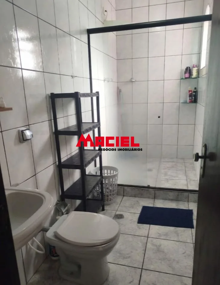 Alugar Casa / Sobrado em S&atilde;o Jos&eacute; dos Campos R$ 2.200,00 - Foto 19