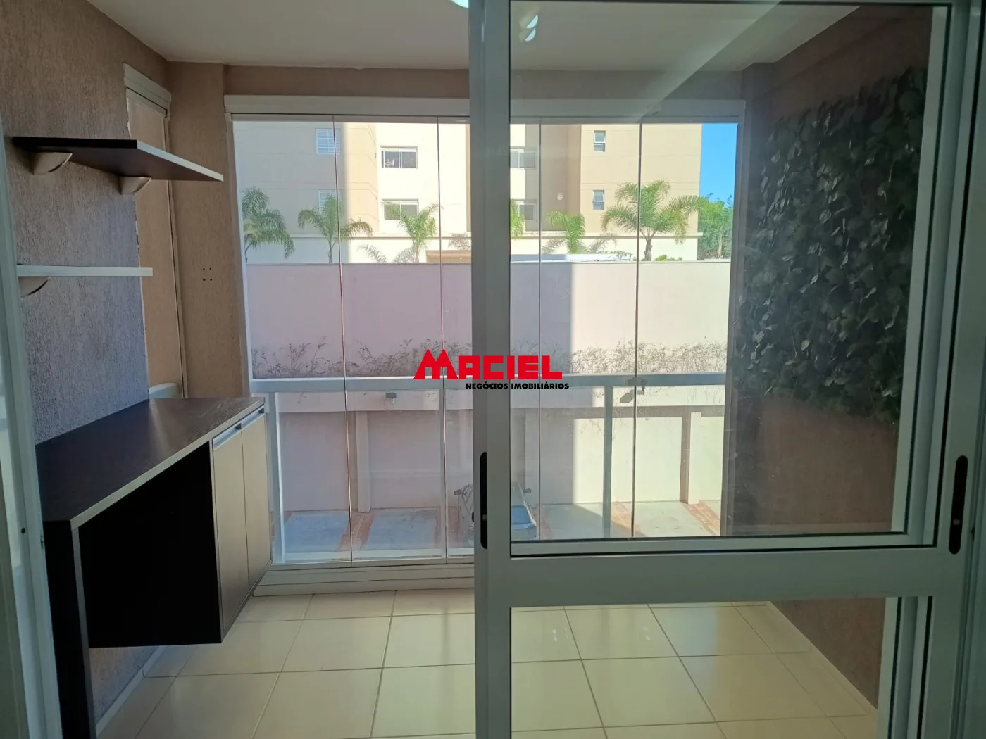 Alugar Apartamento / Padr&atilde;o em S&atilde;o Jos&eacute; dos Campos R$ 3.200,00 - Foto 4