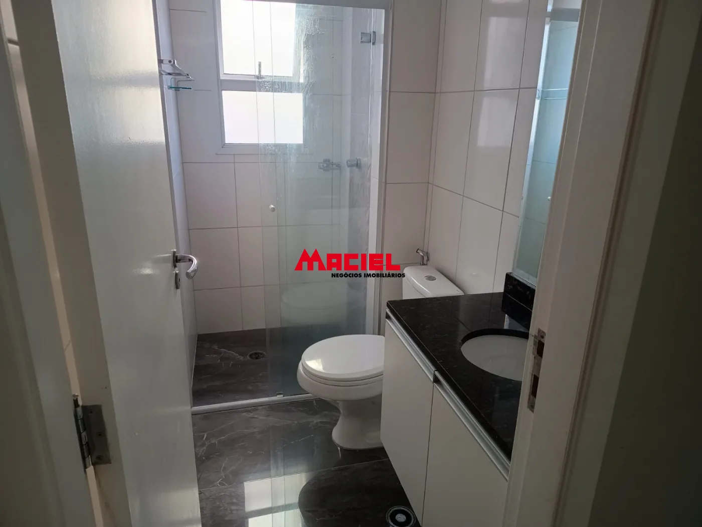 Alugar Apartamento / Padr&atilde;o em S&atilde;o Jos&eacute; dos Campos R$ 3.200,00 - Foto 5