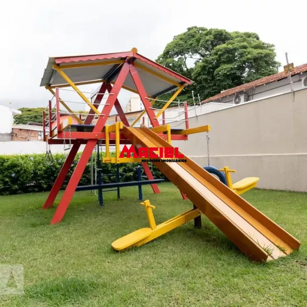 Alugar Apartamento / Padr&atilde;o em S&atilde;o Jos&eacute; dos Campos R$ 3.000,00 - Foto 4