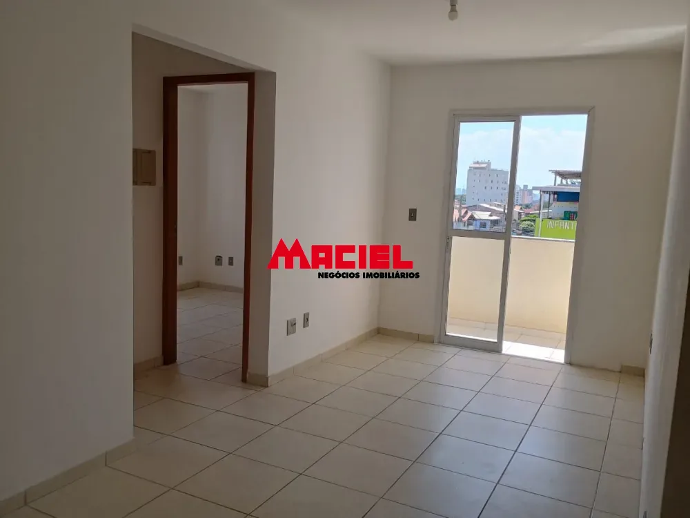 Alugar Apartamento / Padr&atilde;o em S&atilde;o Jos&eacute; dos Campos R$ 1.240,00 - Foto 4