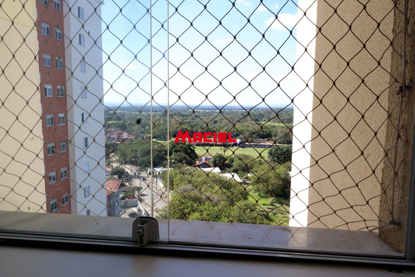 Alugar Apartamento / Padr&atilde;o em S&atilde;o Jos&eacute; dos Campos R$ 1.298,98 - Foto 5