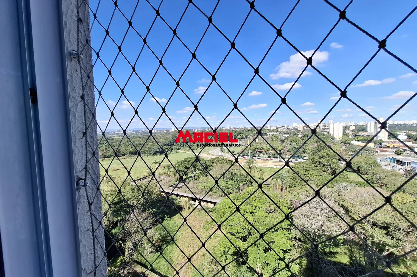 Alugar Apartamento / Padr&atilde;o em S&atilde;o Jos&eacute; dos Campos R$ 1.298,98 - Foto 21