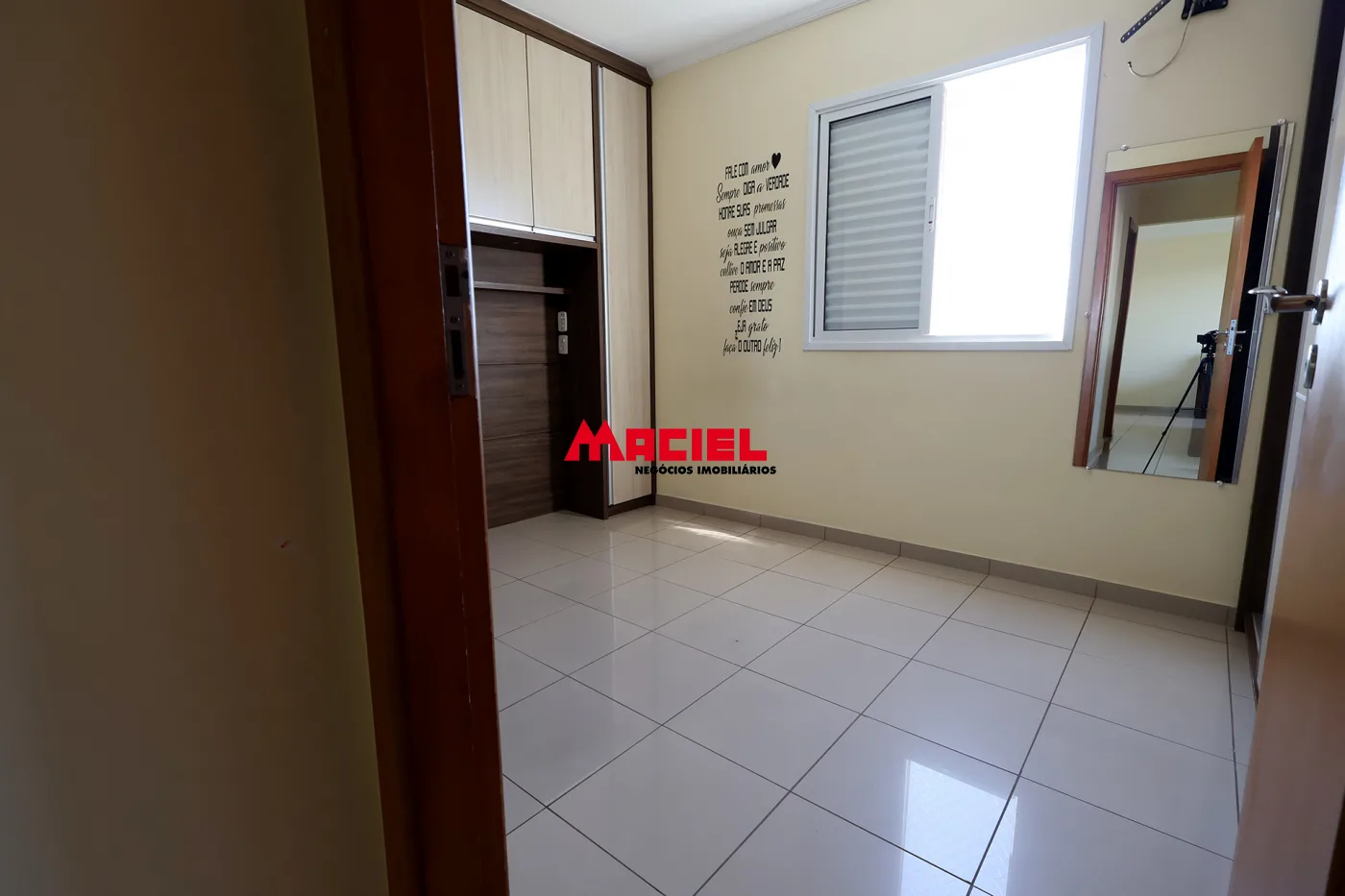 Alugar Apartamento / Padr&atilde;o em S&atilde;o Jos&eacute; dos Campos R$ 1.298,98 - Foto 22