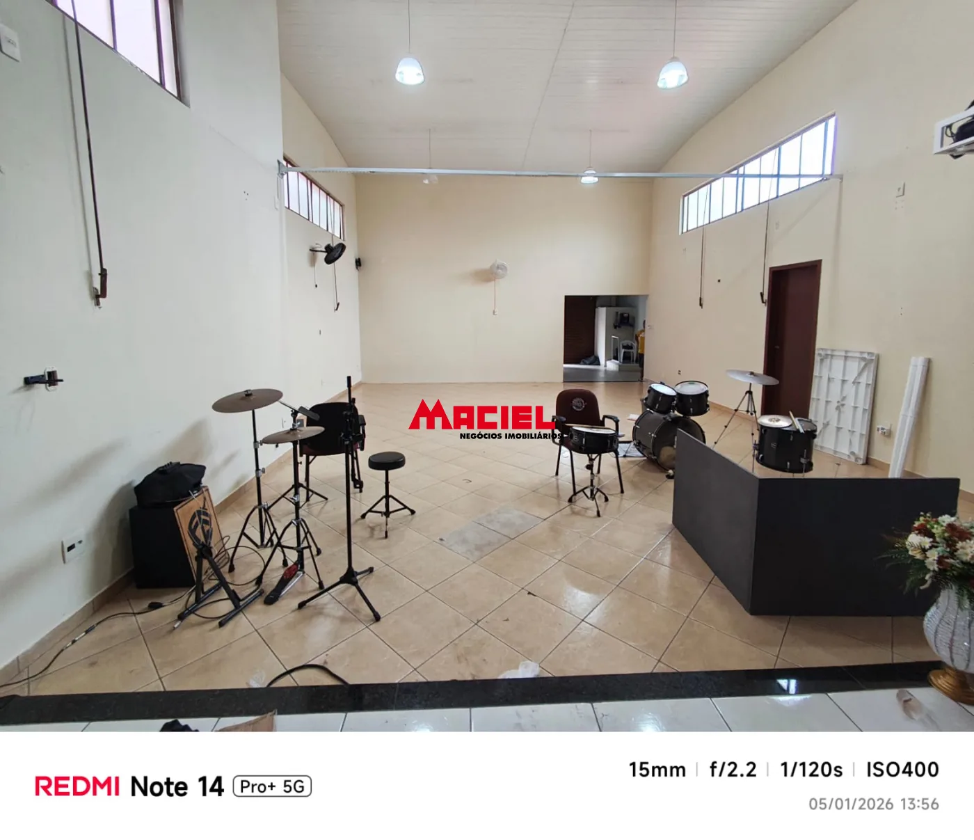 Alugar Comercial / Ponto Comercial em S&atilde;o Jos&eacute; dos Campos R$ 5.000,00 - Foto 3