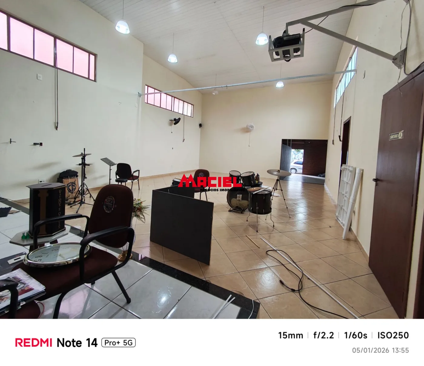 Alugar Comercial / Ponto Comercial em S&atilde;o Jos&eacute; dos Campos R$ 5.000,00 - Foto 4