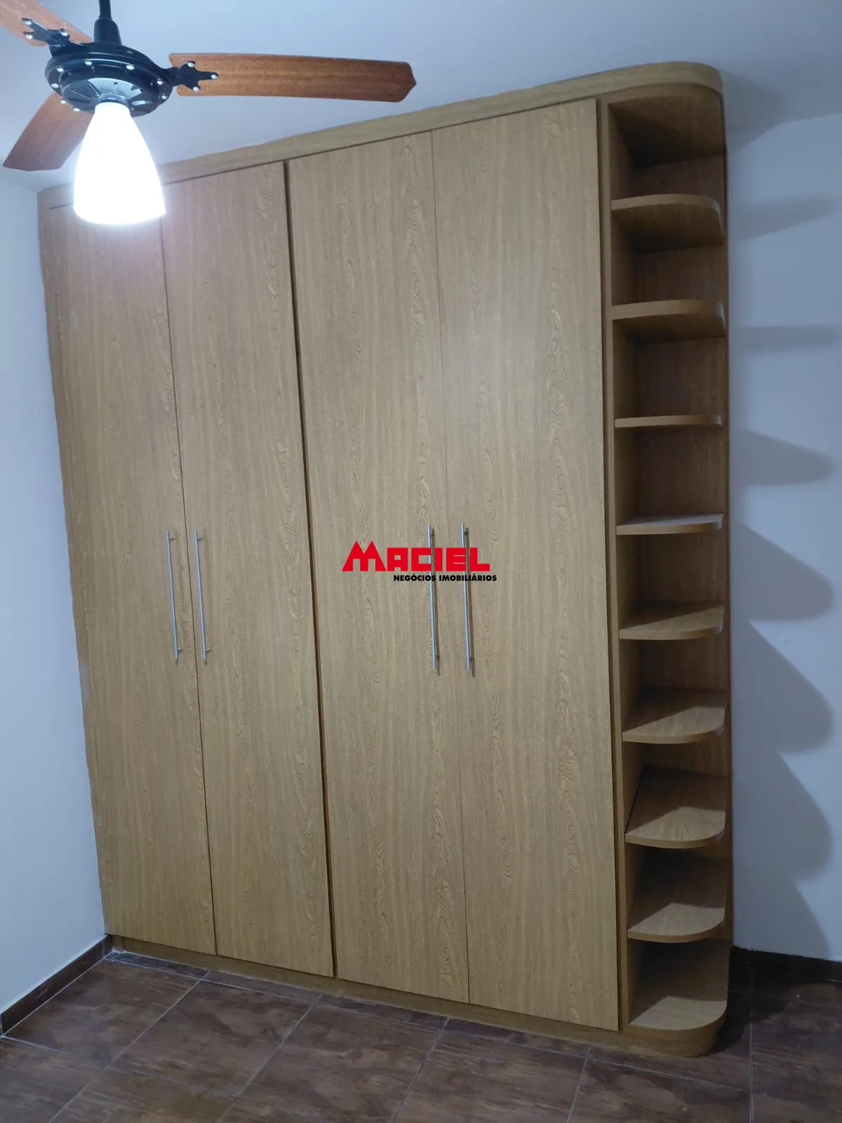 Alugar Apartamento / Padr&atilde;o em S&atilde;o Jos&eacute; dos Campos R$ 2.900,00 - Foto 4