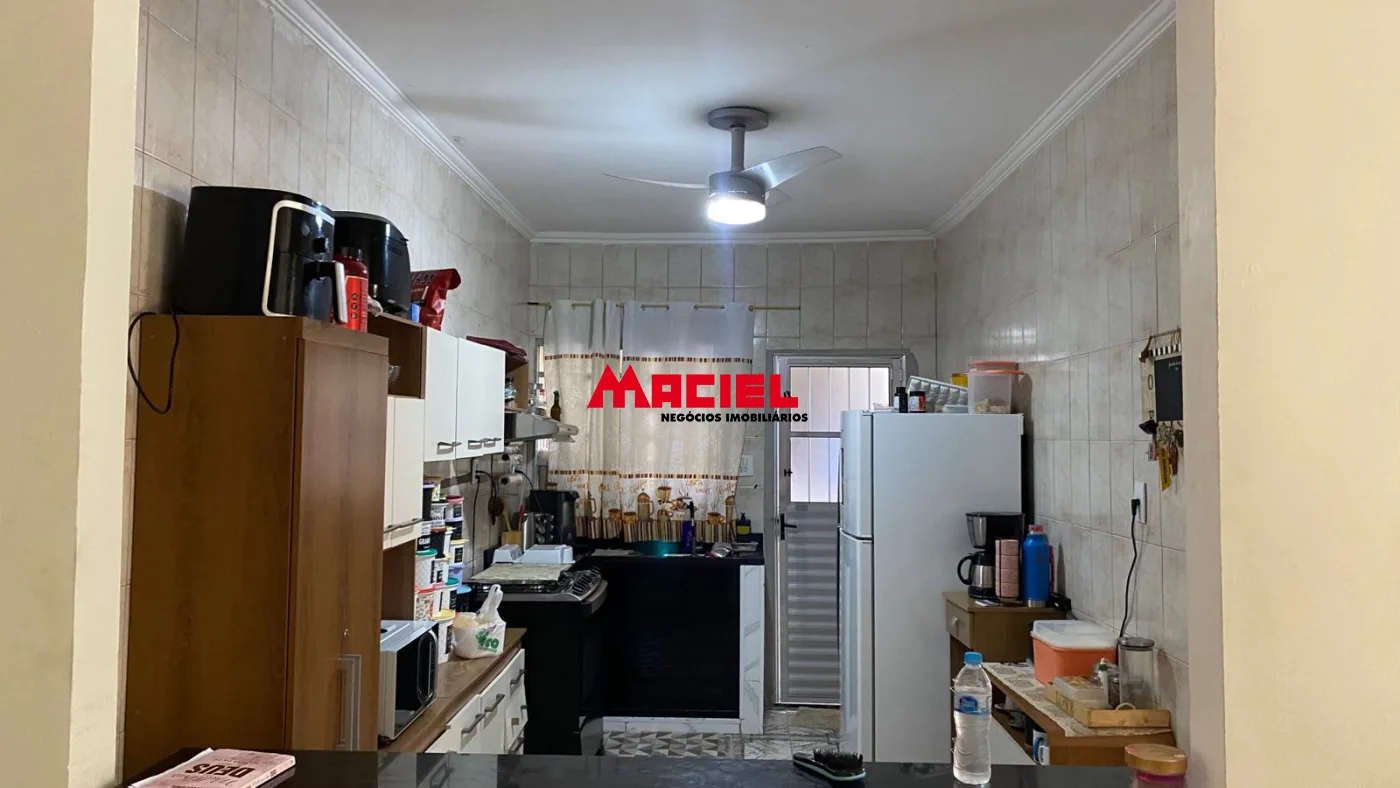 Alugar Casa / Padr&atilde;o em S&atilde;o Jos&eacute; dos Campos R$ 2.300,00 - Foto 5