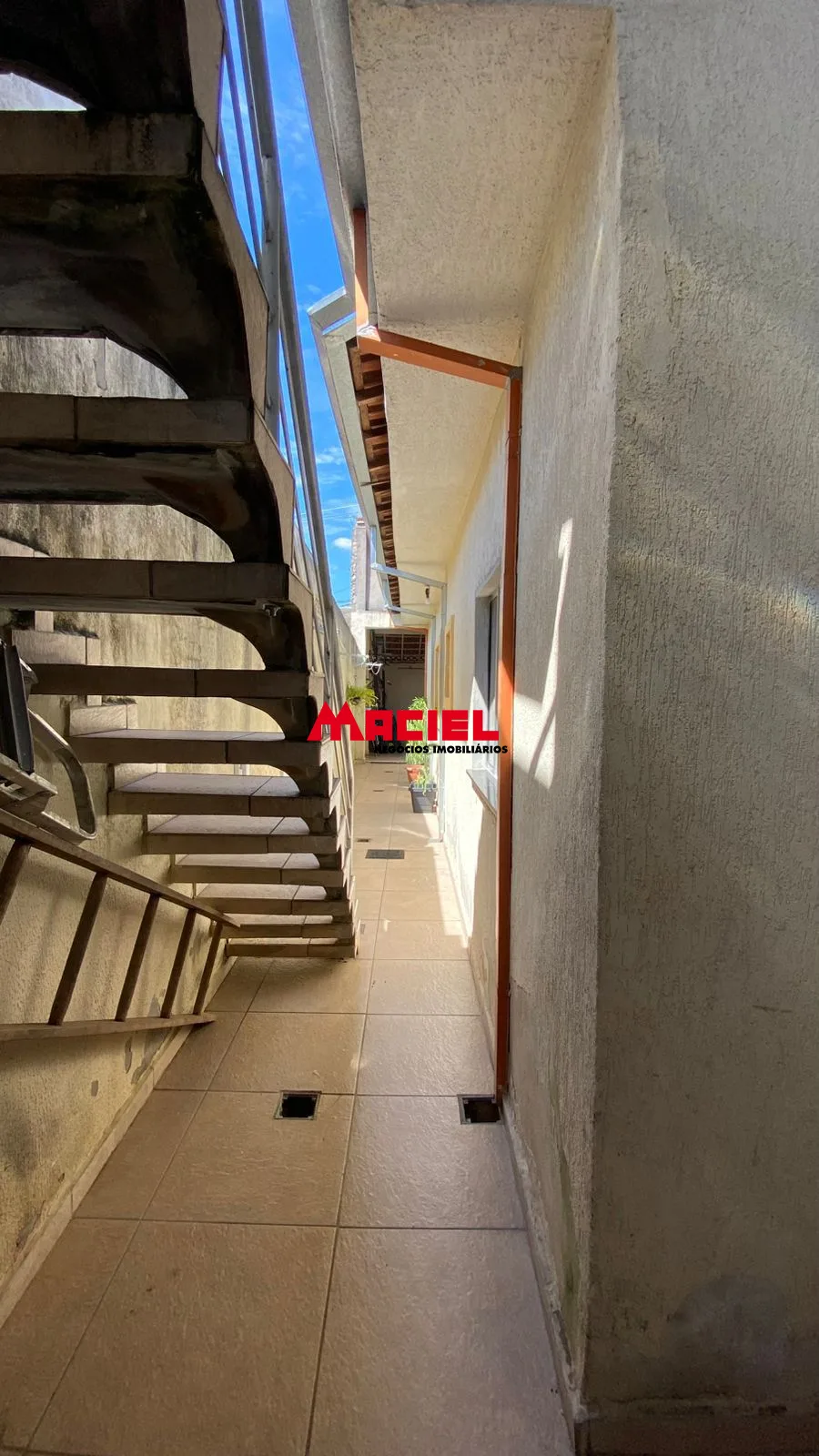 Alugar Casa / Padr&atilde;o em S&atilde;o Jos&eacute; dos Campos R$ 2.300,00 - Foto 14