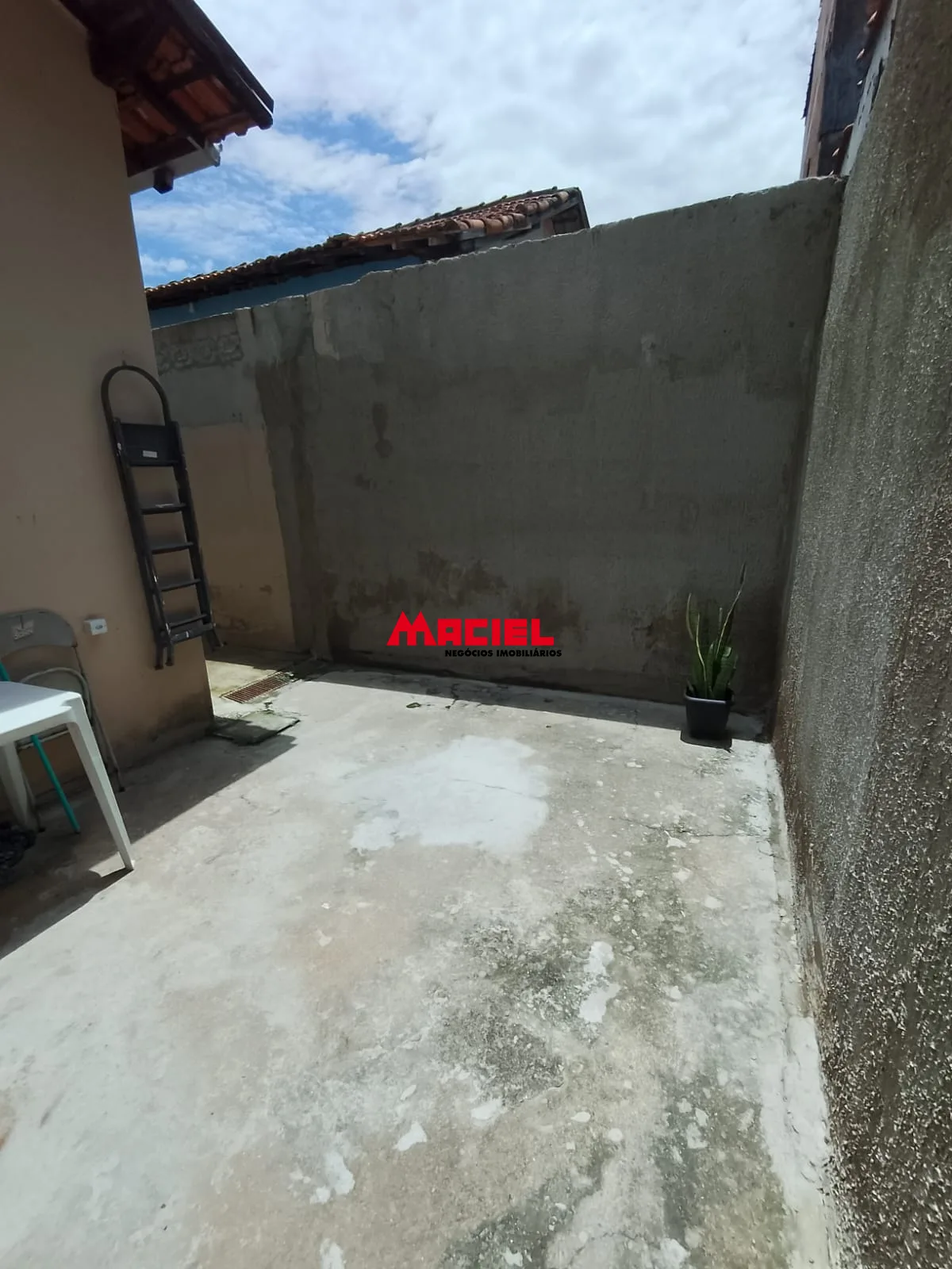 Comprar Casa / Padr&atilde;o em S&atilde;o Jos&eacute; dos Campos R$ 320.000,00 - Foto 14