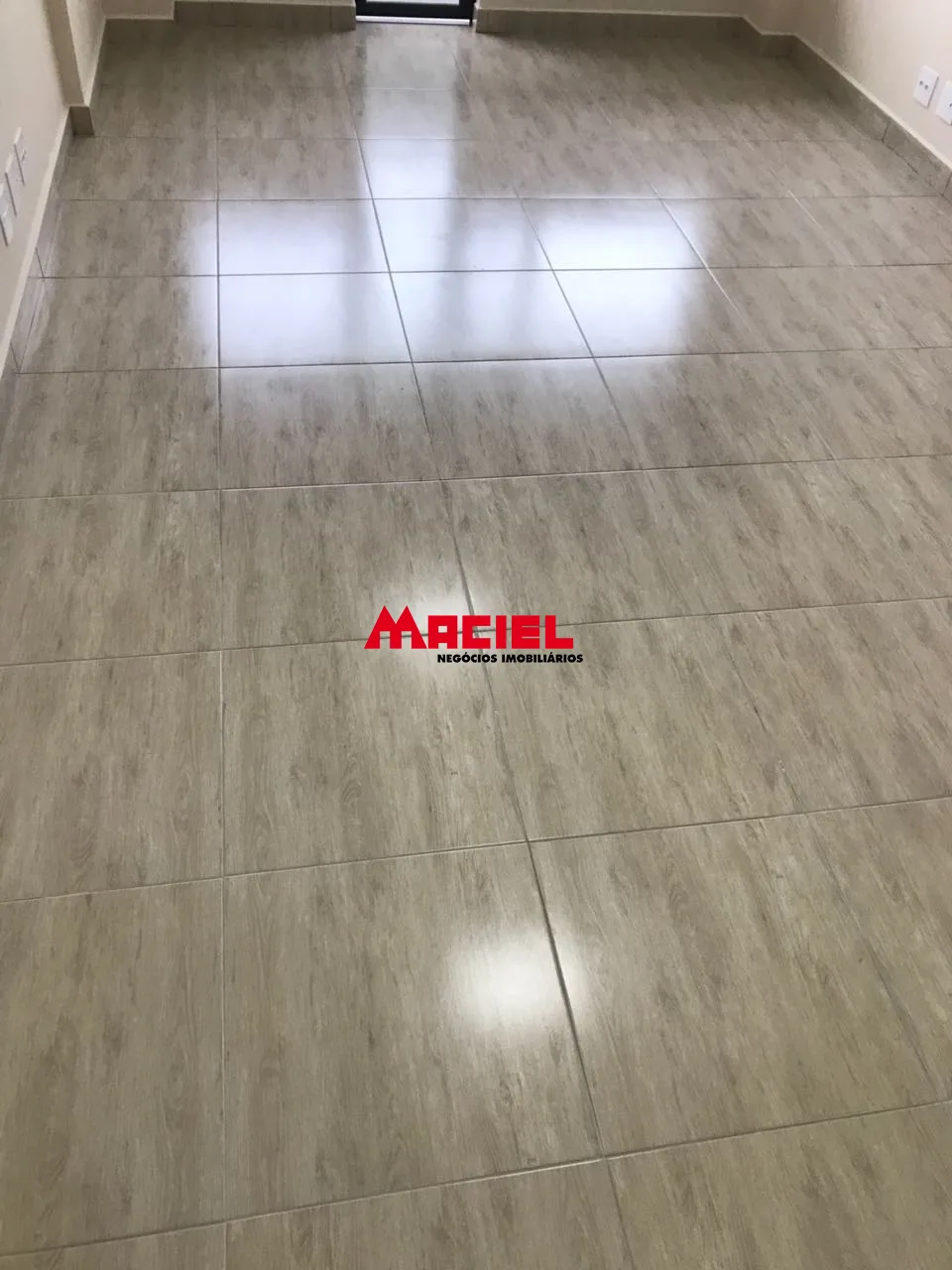 Comprar Comercial / Sala em Edif&iacute;cio/Condom&iacute;nio em S&atilde;o Jos&eacute; dos Campos R$ 300.000,00 - Foto 6