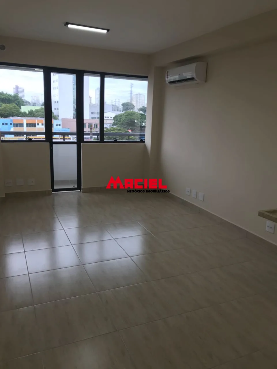 Comprar Comercial / Sala em Edif&iacute;cio/Condom&iacute;nio em S&atilde;o Jos&eacute; dos Campos R$ 300.000,00 - Foto 7