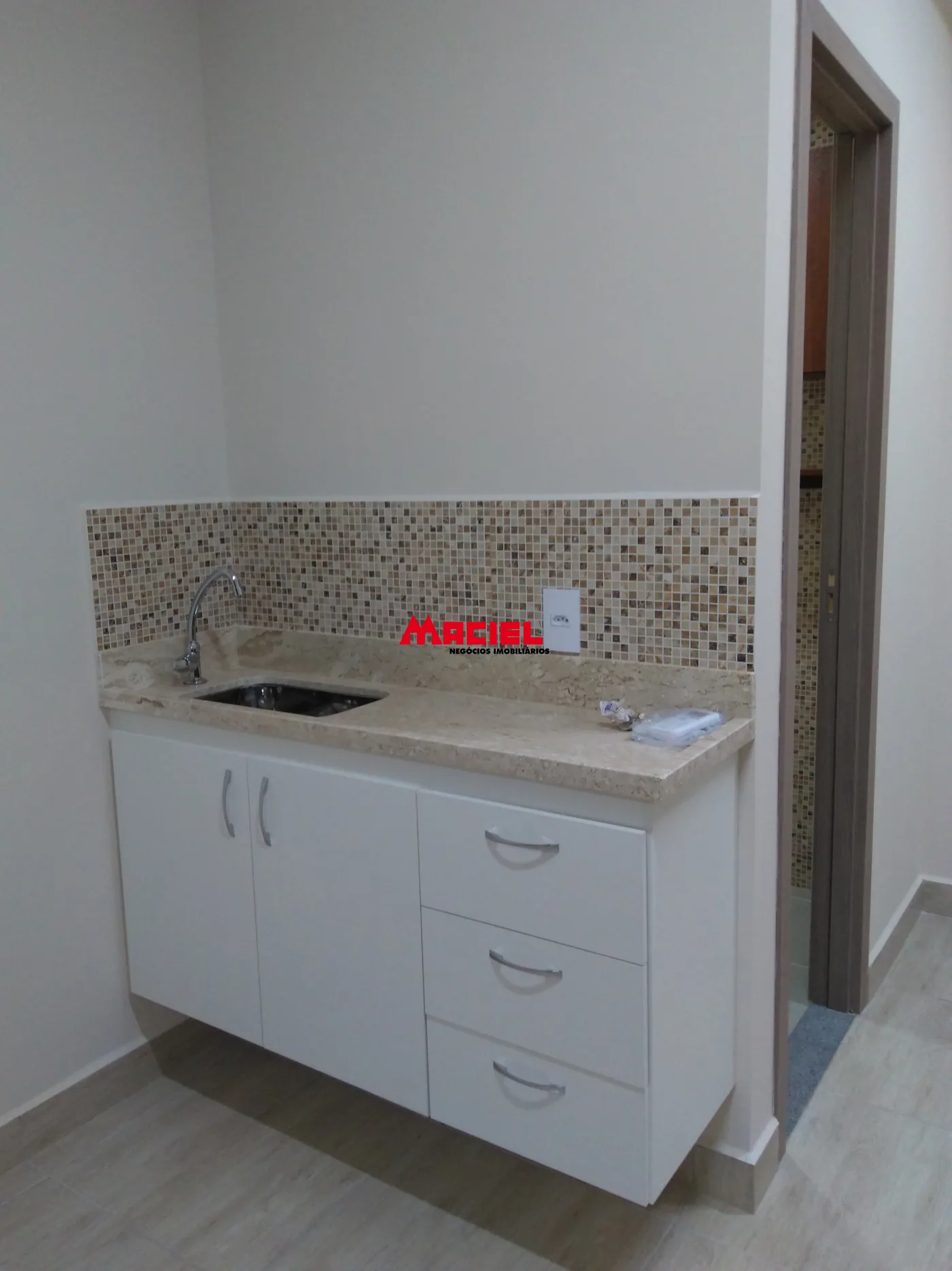 Comprar Comercial / Sala em Edif&iacute;cio/Condom&iacute;nio em S&atilde;o Jos&eacute; dos Campos R$ 300.000,00 - Foto 12