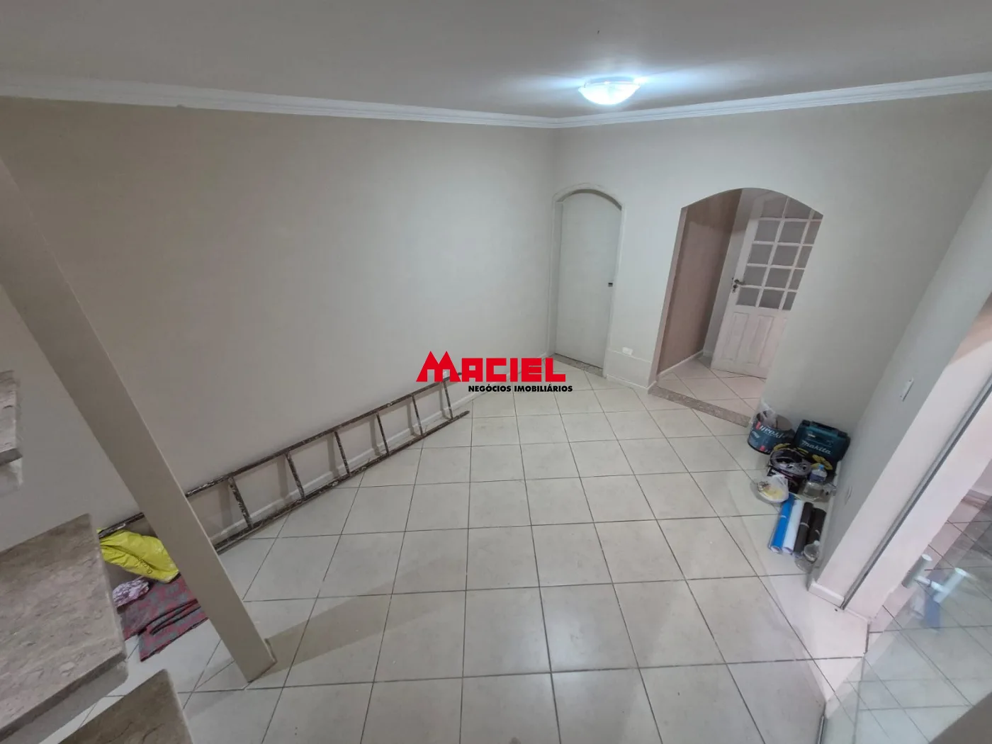 Alugar Casa / Sobrado em S&atilde;o Jos&eacute; dos Campos R$ 3.700,00 - Foto 25