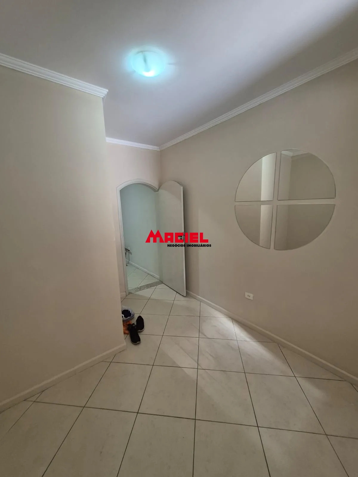 Alugar Casa / Sobrado em S&atilde;o Jos&eacute; dos Campos R$ 3.700,00 - Foto 30
