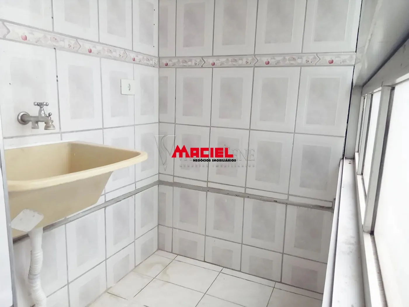 Comprar Apartamento / Padr&atilde;o em S&atilde;o Jos&eacute; dos Campos R$ 360.000,00 - Foto 3