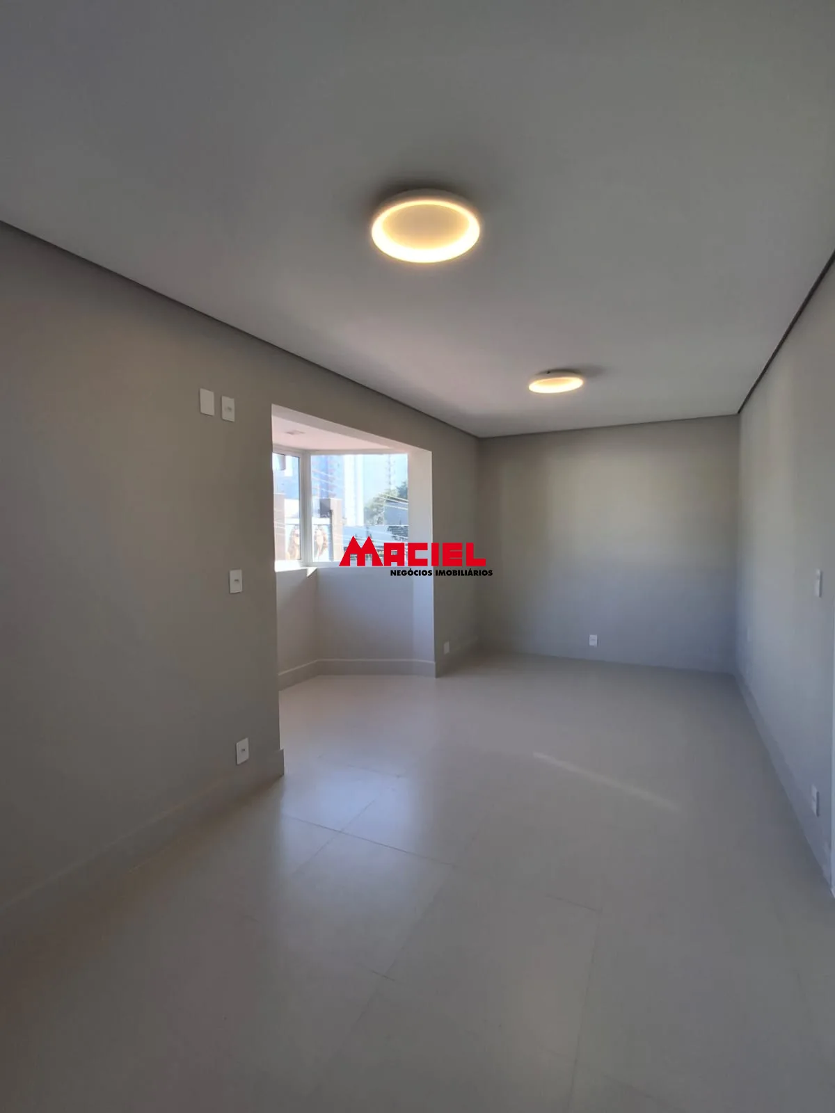 Alugar Comercial / Ponto Comercial em S&atilde;o Jos&eacute; dos Campos R$ 16.000,00 - Foto 21
