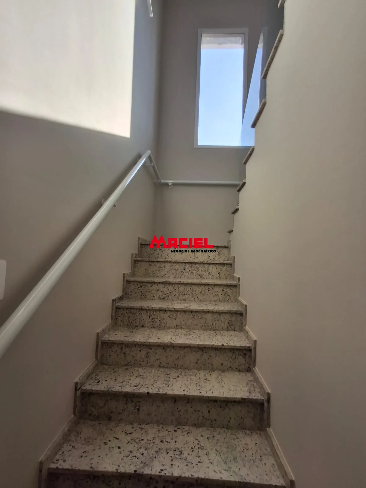 Alugar Comercial / Ponto Comercial em S&atilde;o Jos&eacute; dos Campos R$ 16.000,00 - Foto 12