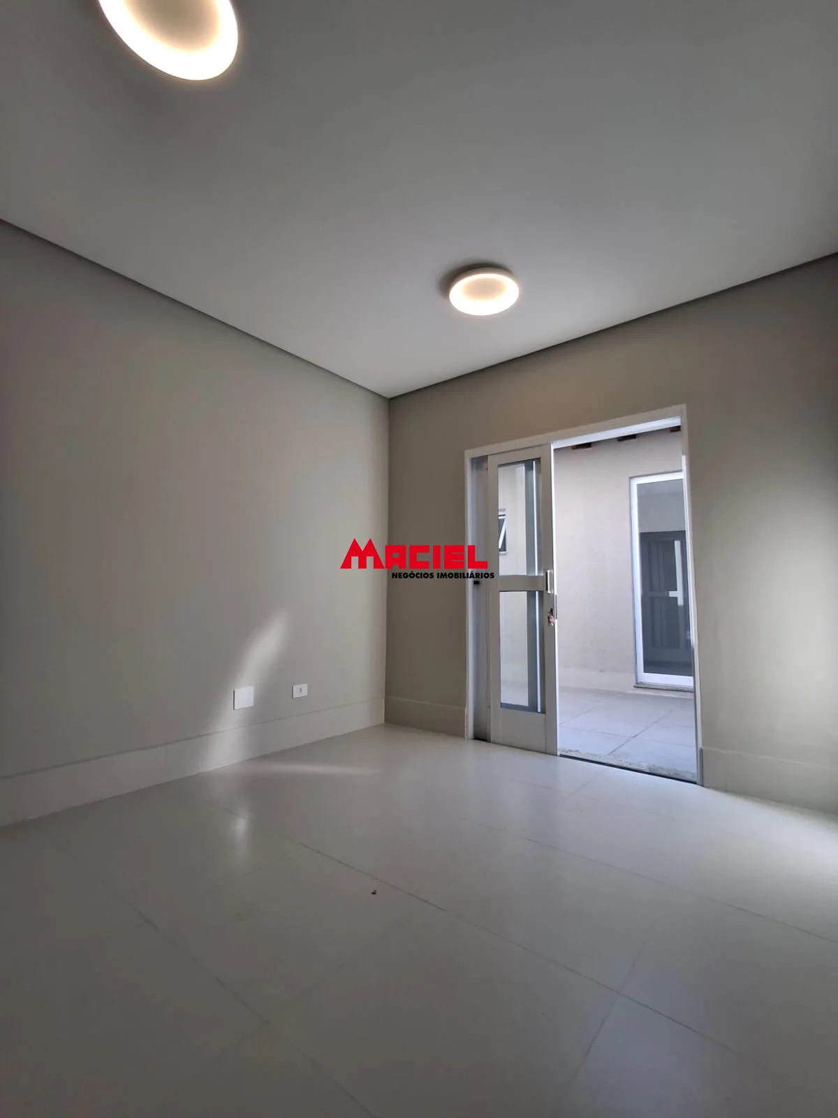 Alugar Comercial / Ponto Comercial em S&atilde;o Jos&eacute; dos Campos R$ 16.000,00 - Foto 11