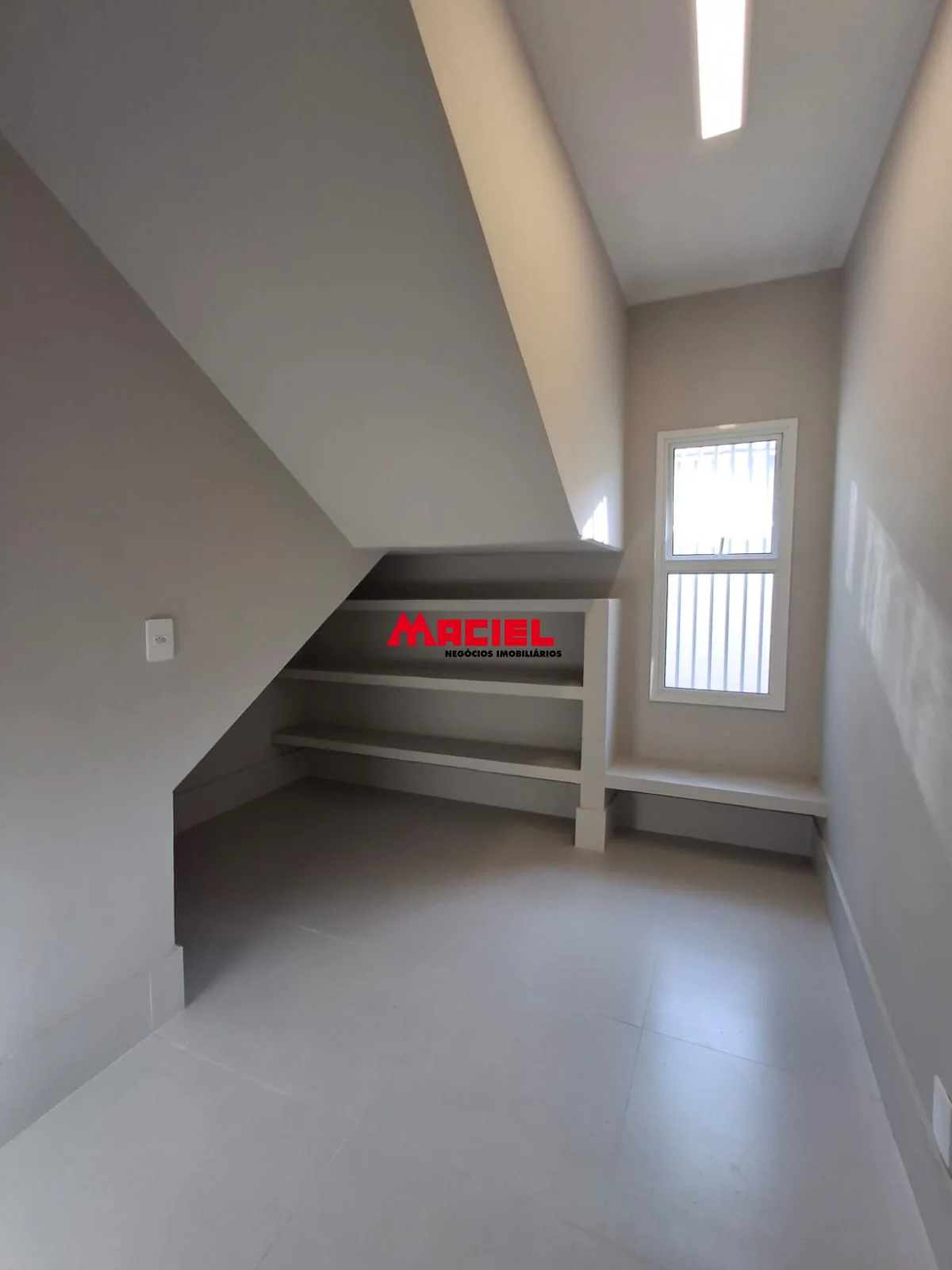 Alugar Comercial / Ponto Comercial em S&atilde;o Jos&eacute; dos Campos R$ 16.000,00 - Foto 6