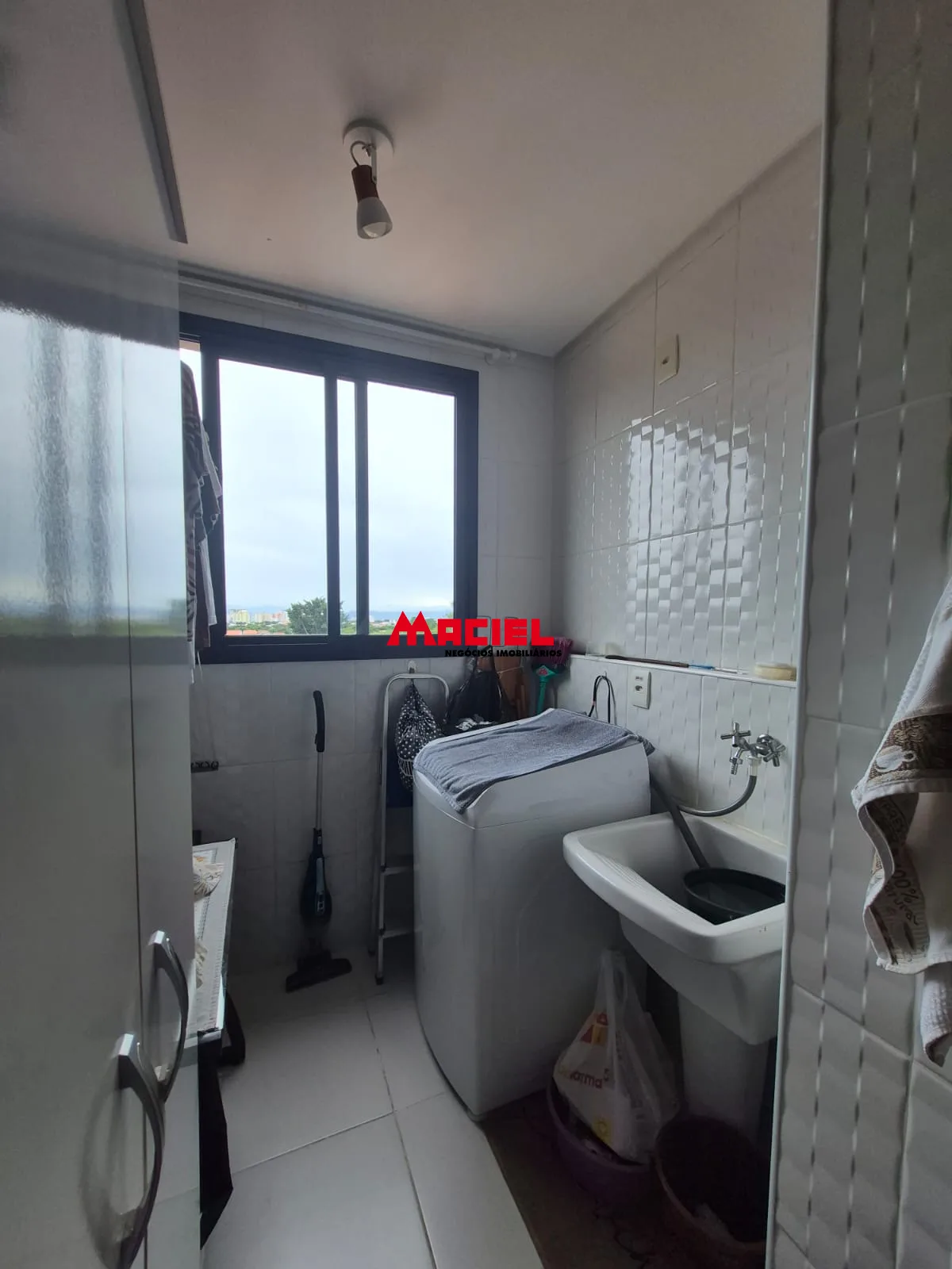 Comprar Apartamento / Padr&atilde;o em S&atilde;o Jos&eacute; dos Campos R$ 455.000,00 - Foto 11